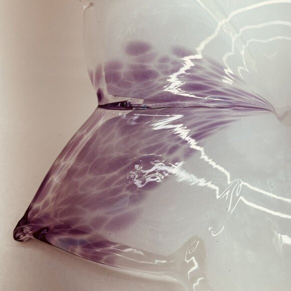 Art Glass Trumpet Vase Handmade Lilac White Cased Sommerso Murano? Italy 7.8" - Picture 10 of 13